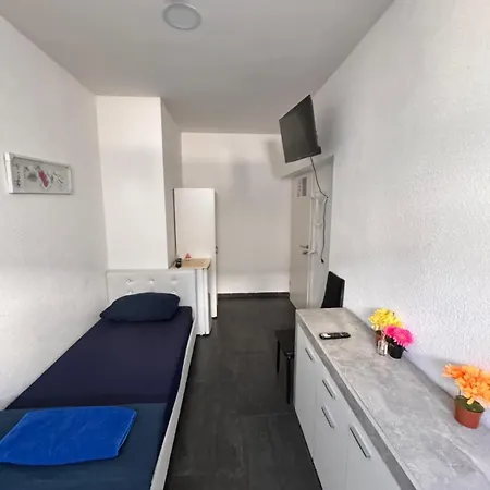 Nina Zentral Bequem * Heilbronn
