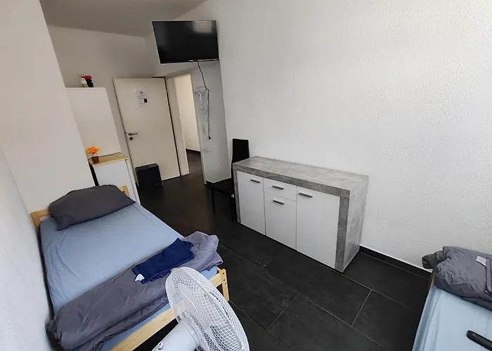 Nina Zentral Bequem *