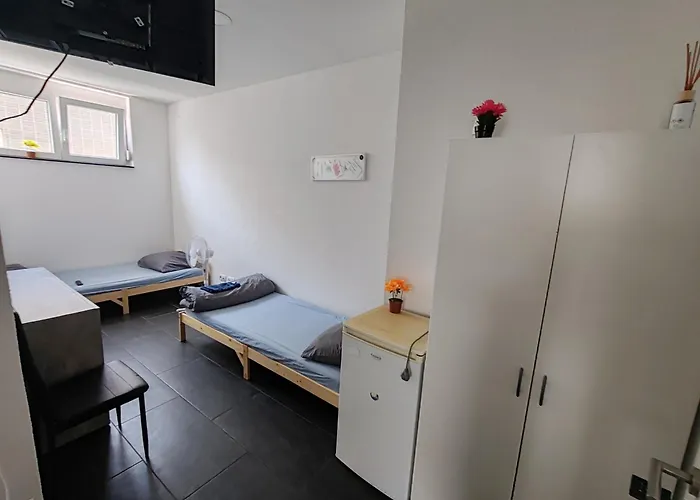 Nina Zentral Bequem Kwatera prywatna